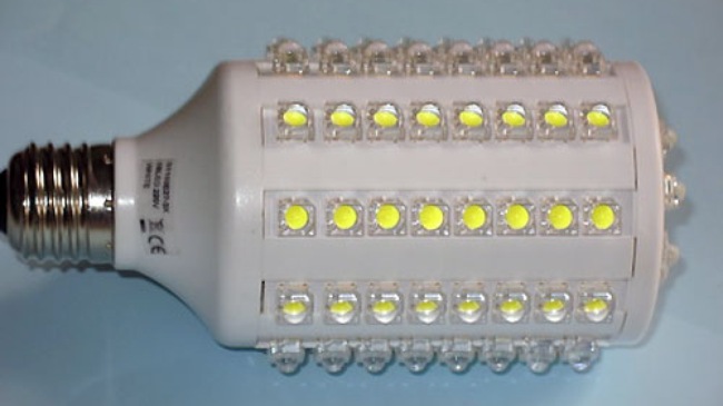 Đèn LED đang thay thế đèn truyền thống